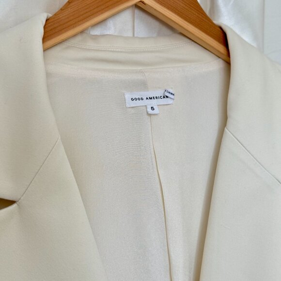 Good American Women’s | Cream Double-Breasted Blazer | Size 5 - Picture 3 of 4